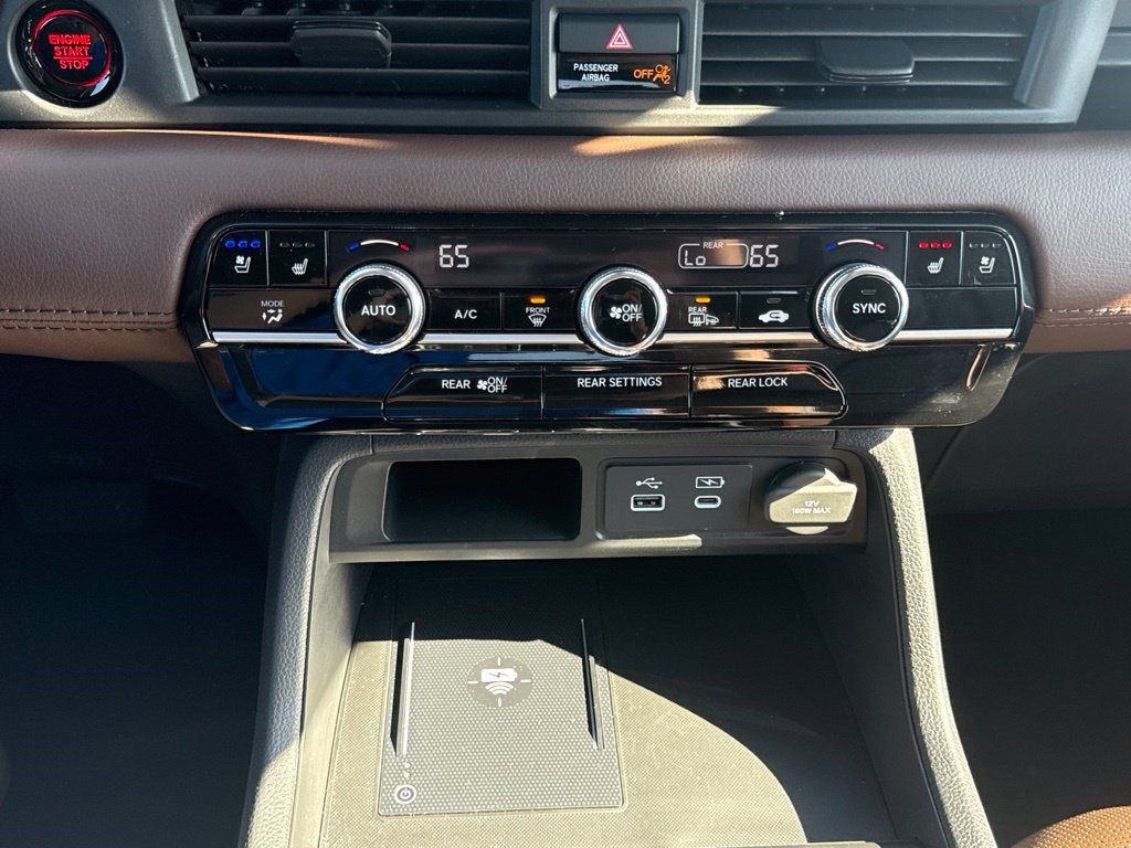 Certified 2025 Honda Pilot Elite image 35