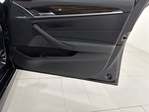 Certified 2023 BMW M550i xDrive M550i xDrive w/ Executive Package image 18