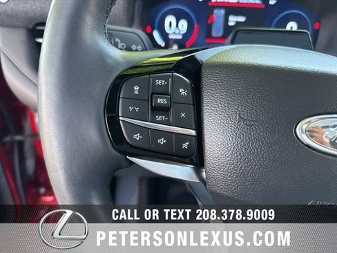 Used 2025 Ford Explorer Platinum image 28