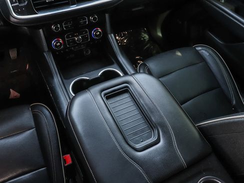 Used 2021 GMC Yukon SLT image 23