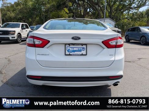 Used 2016 Ford Fusion SE FWD image 5