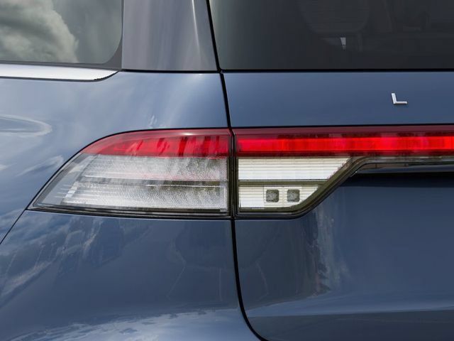 New 2027 Lincoln Aviator AWD image 23