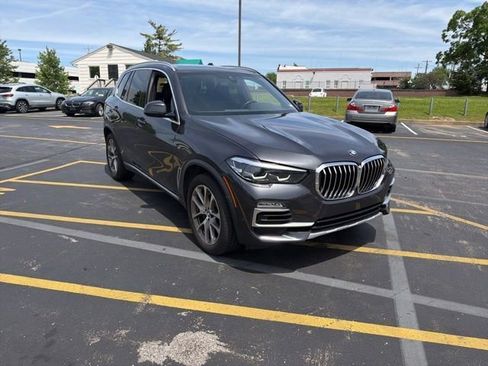 Used 2021 BMW X5 xDrive40i w/ Convenience Package AWD/4WD image 3