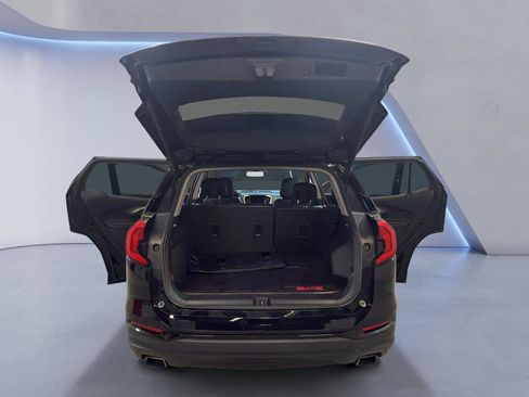Used 2019 GMC Terrain SLT w/ Preferred Package FWD image 11