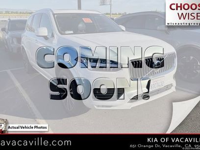 Used 2021 Volvo XC90 T5 Momentum w/ Protection Package Premier
