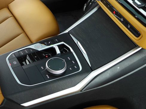 Used 2023 BMW 330i w/ Driving Assistance Package image 15