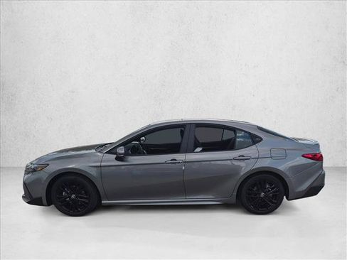 New 2026 Toyota Camry SE FWD image 5