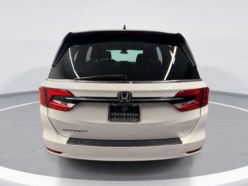 Used 2021 Honda Odyssey EX image 5