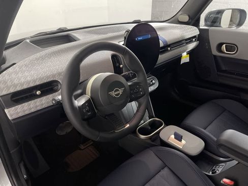 Certified 2025 MINI Cooper S image 12