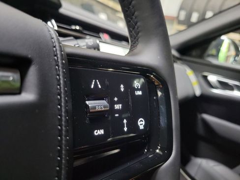 New 2026 Land Rover Range Rover Velar Dynamic SE image 16