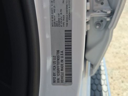 New 2026 RAM 1500 Big Horn AWD/4WD image 29