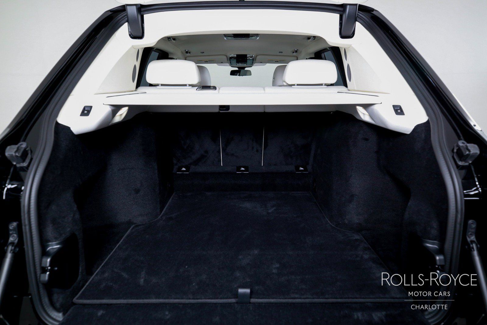 New 2026 Rolls-Royce Cullinan AWD/4WD image 25