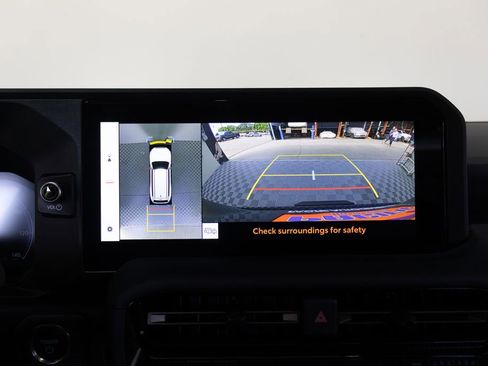 Used 2024 Toyota Land Cruiser w/ Premium Package image 34