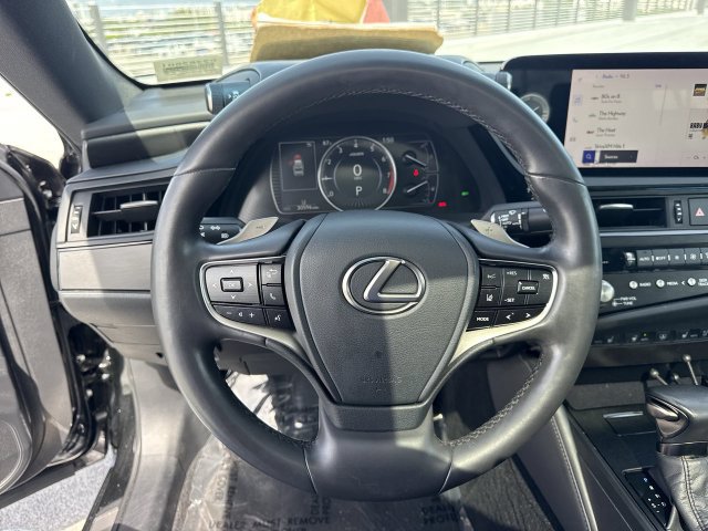 Certified 2023 Lexus ES 350 w/ Premium Package FWD image 14