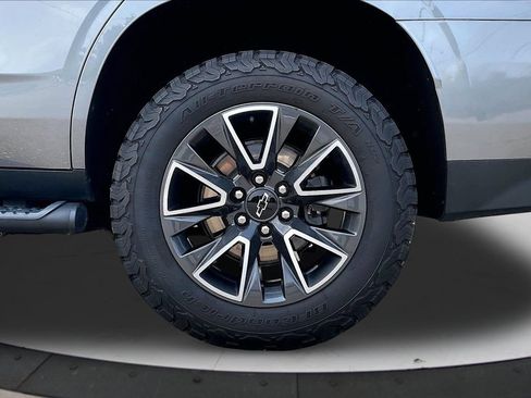 Used 2022 Chevrolet Tahoe Z71 AWD/4WD image 37