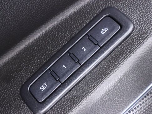 Used 2020 Chevrolet Tahoe LT AWD/4WD image 27