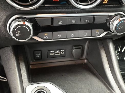 Used 2024 Nissan Sentra SV FWD image 30