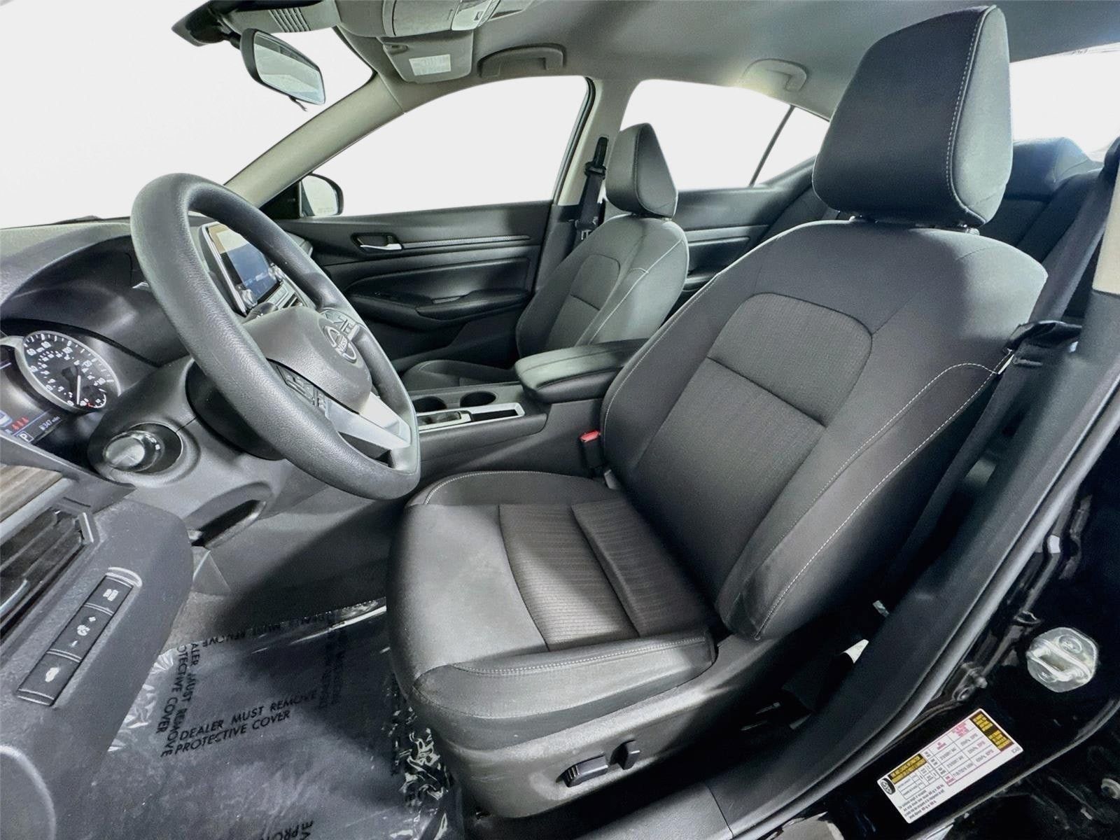 Certified 2025 Nissan Altima 2.5 SV FWD image 11