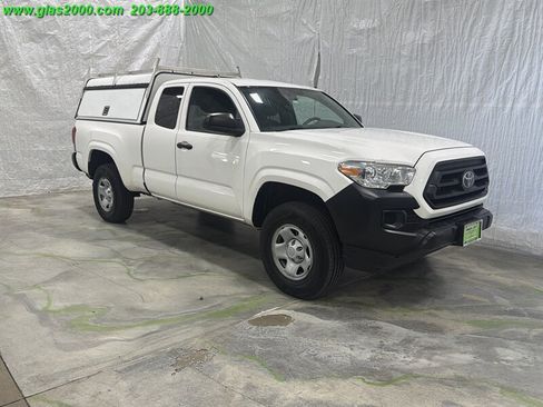 Used 2021 Toyota Tacoma SR RWD image 2