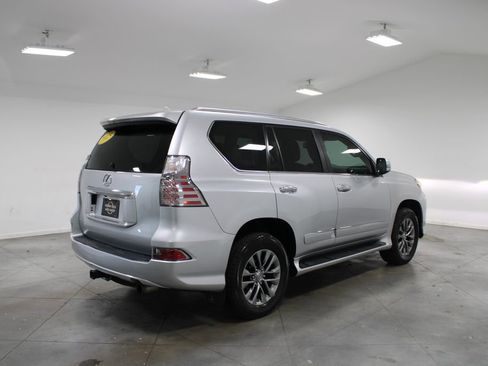 Used 2015 Lexus GX 460 Luxury AWD/4WD image 11