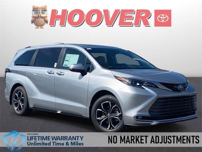 New 2025 Toyota Sienna Platinum