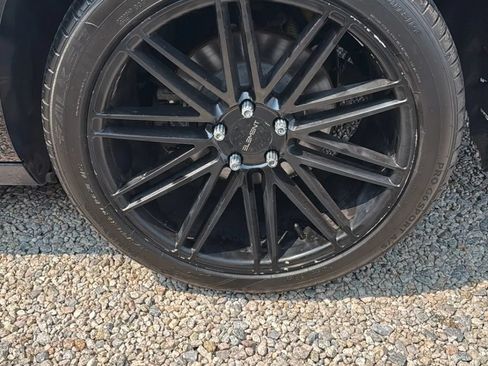 Used 2016 Dodge Challenger SXT Plus RWD image 28