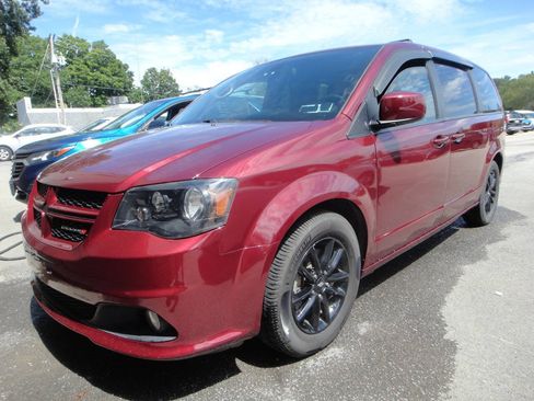Used 2019 Dodge Grand Caravan GT FWD image 1