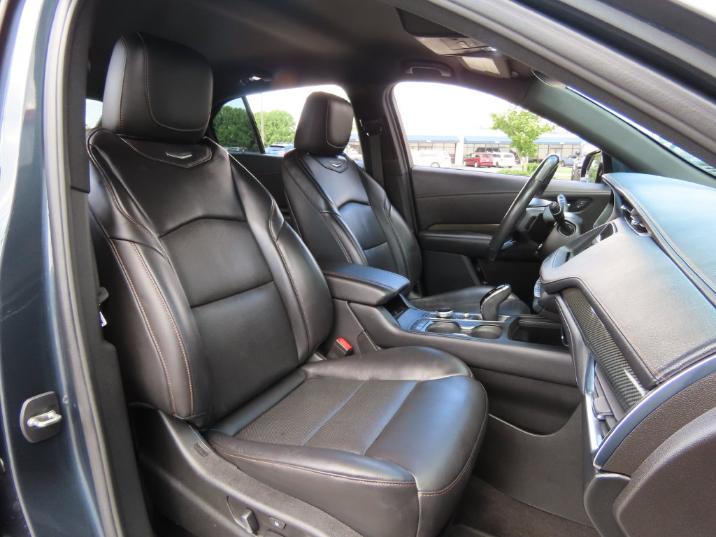 Used 2021 Cadillac XT4 Sport AWD/4WD image 31