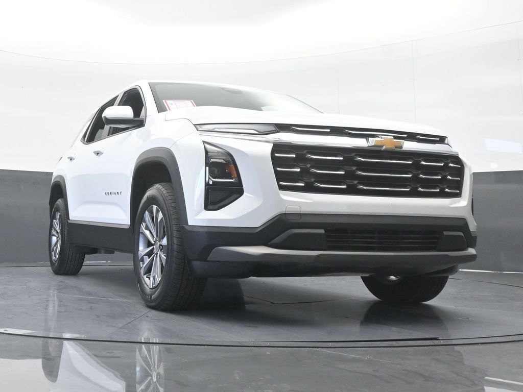 Used 2026 Chevrolet Equinox LT FWD image 59