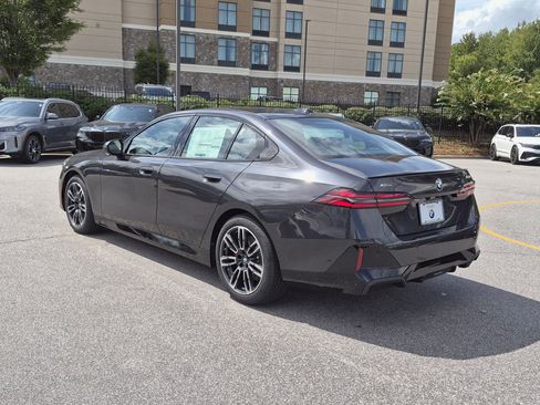 New 2027 BMW 530i xDrive w/ M Sport Package AWD/4WD image 5