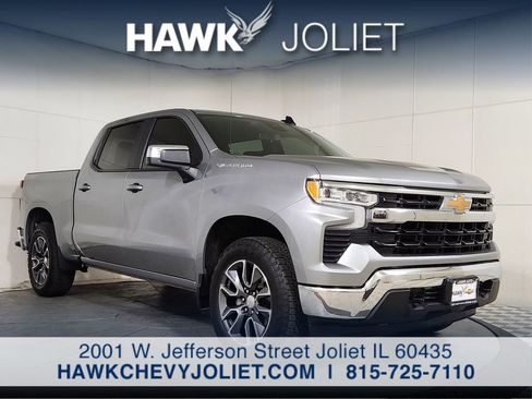 Used 2024 Chevrolet Silverado 1500 LT image 11