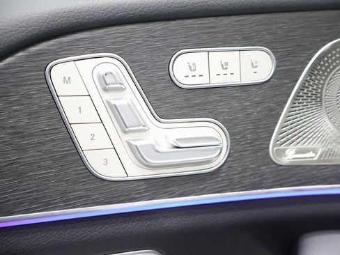 New 2026 Mercedes-Benz GLS 450 4MATIC image 14