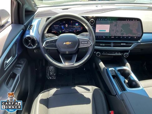 Used 2024 Chevrolet Equinox EV LT FWD image 35
