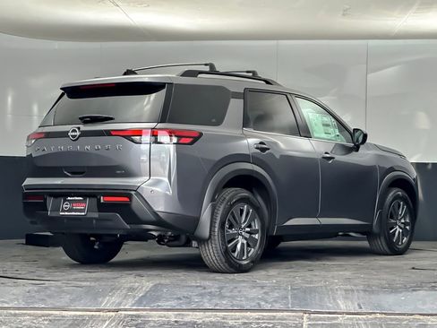 New 2026 Nissan Pathfinder SV AWD/4WD image 3