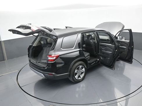 Used 2025 Honda Pilot EX-L image 70