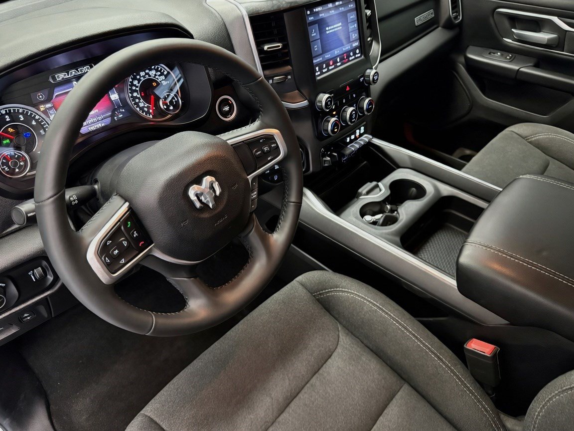 Used 2020 RAM 1500 Big Horn AWD/4WD image 7