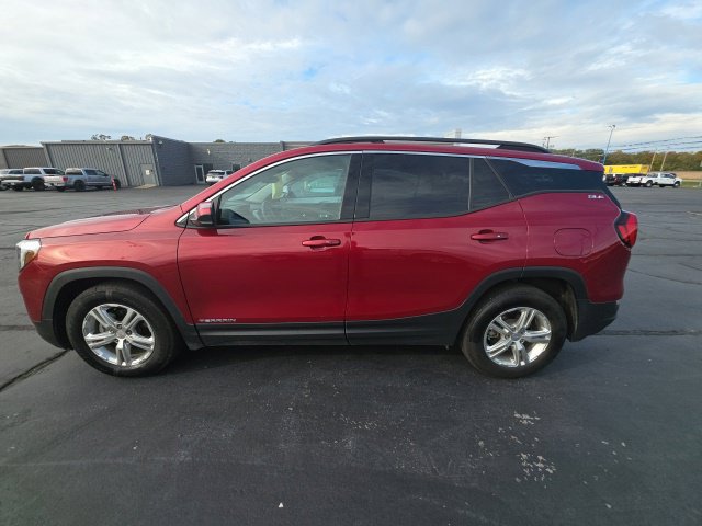 Used 2020 GMC Terrain SLE w/ Driver Convenience Package FWD image 11