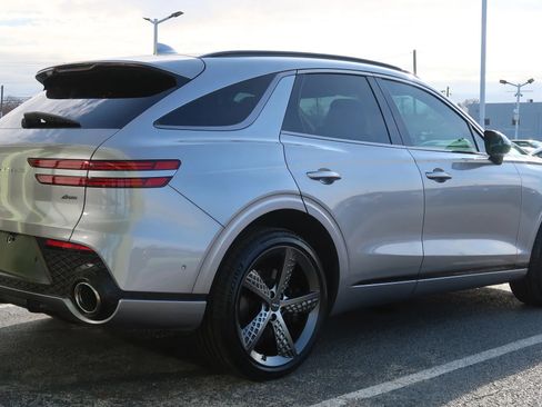 Used 2023 Genesis GV70 2.5T w/ Sport Prestige Package image 14