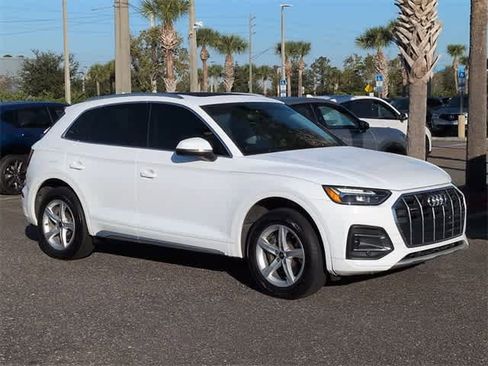 Used 2021 Audi Q5 Premium image 2