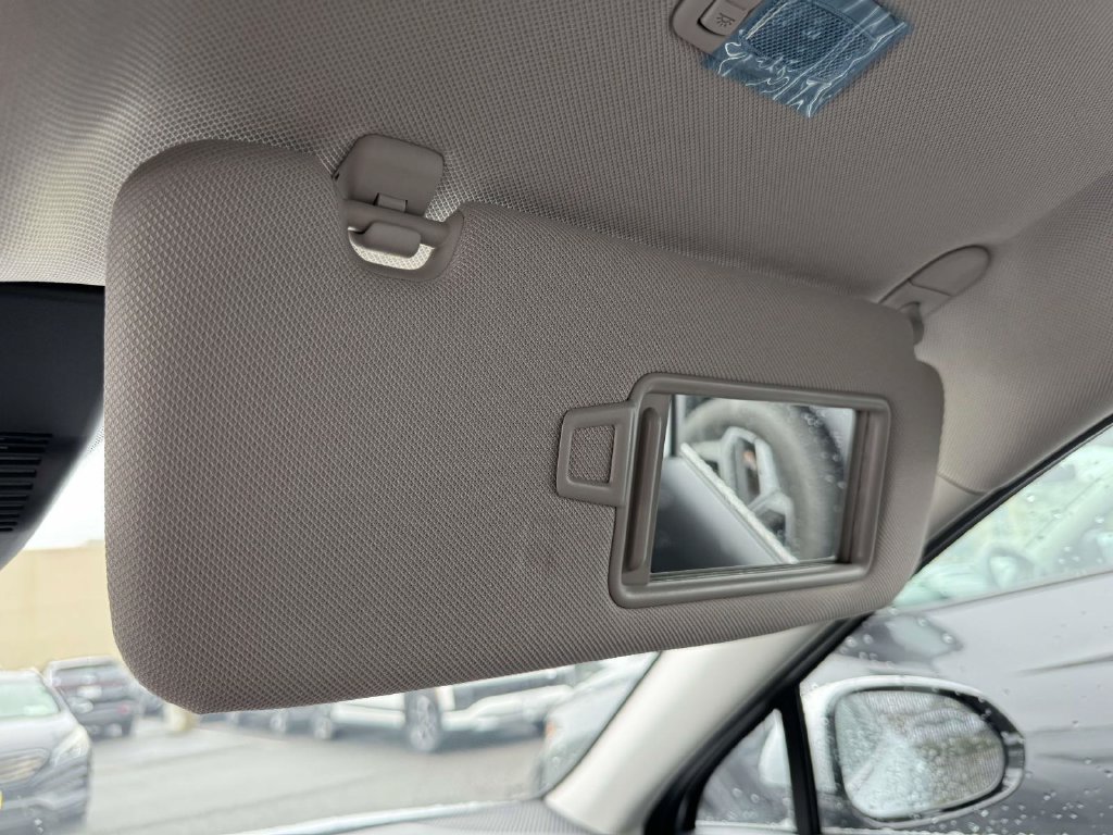 Used 2025 Hyundai Sonata SEL FWD image 33