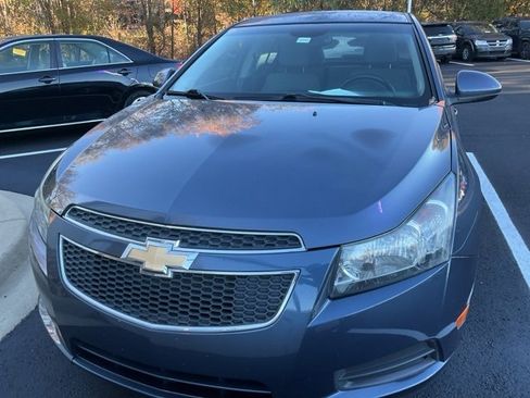 Used 2014 Chevrolet Cruze LT image 12