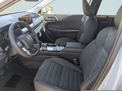 New 2026 Mitsubishi Outlander SE FWD image 22