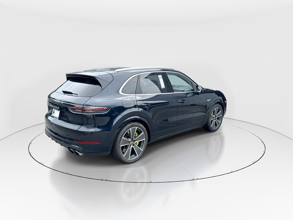 Used 2023 Porsche Cayenne Turbo S AWD/4WD image 8