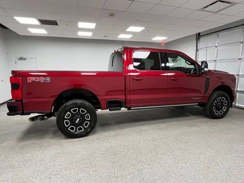Used 2025 Ford F350 Platinum AWD/4WD image 12