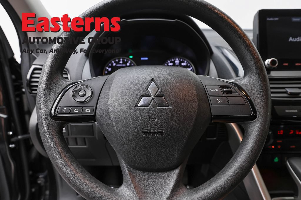 Used 2024 Mitsubishi Eclipse Cross AWD image 11