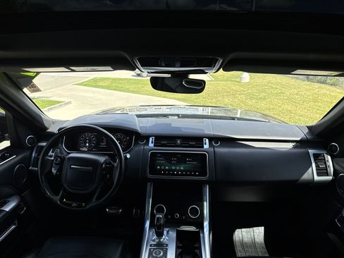 Used 2021 Land Rover Range Rover Sport SVR image 24