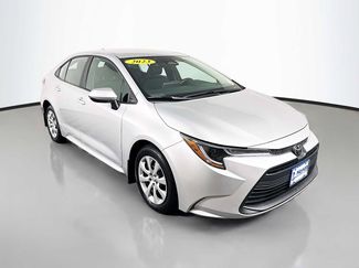 Used 2023 Toyota Corolla LE FWD video 1