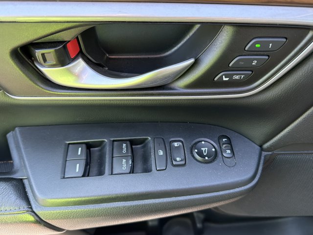 Used 2017 Honda CR-V EX-L image 10