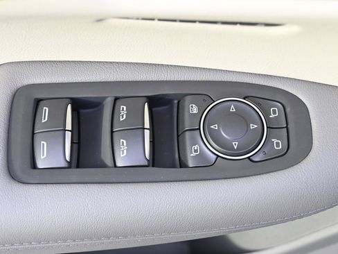 New 2025 Cadillac XT5 Premium Luxury w/ LPO, Floor Liner Package image 23