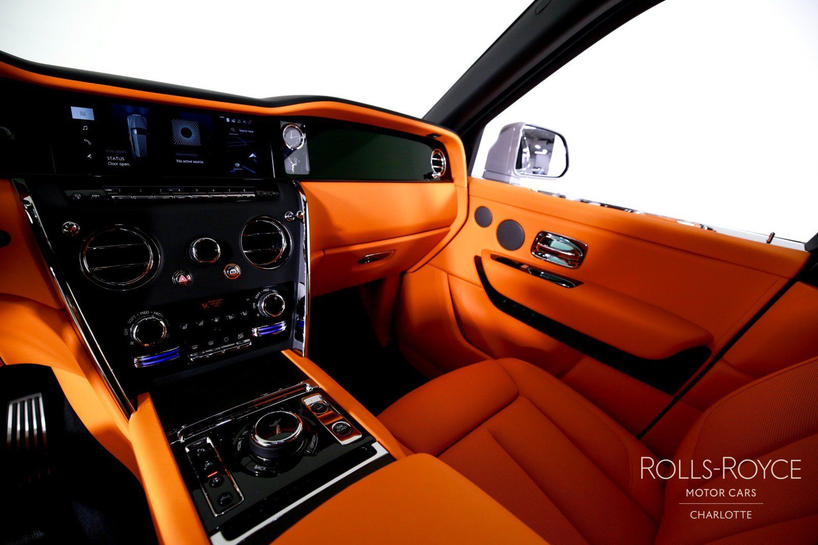 New 2027 Rolls-Royce Cullinan AWD/4WD image 16